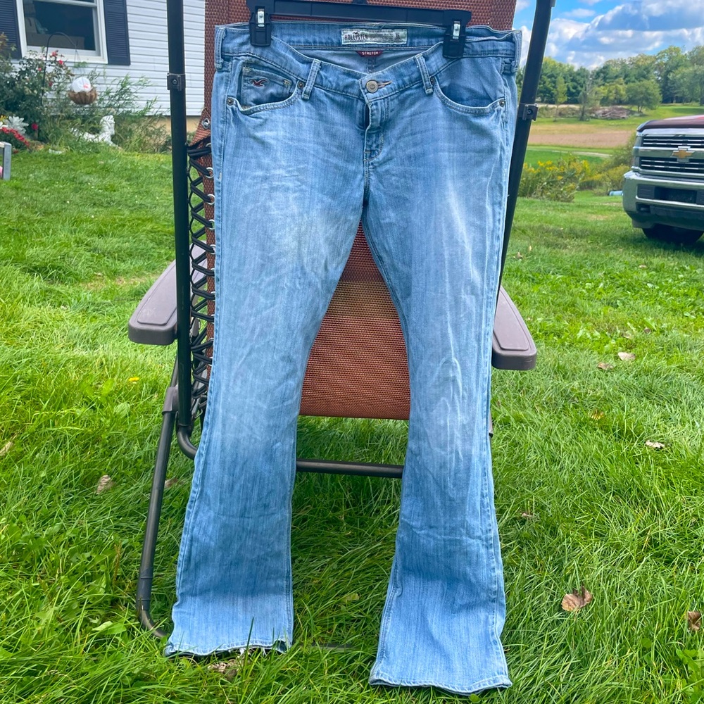 Hollister Lightwash Stretch Jeans (9L)